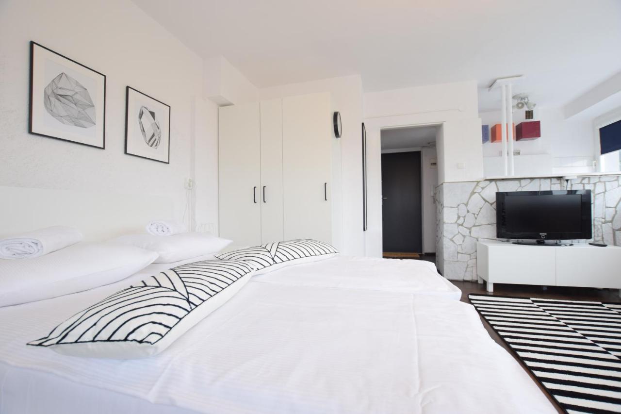 Apartament Elegant View *